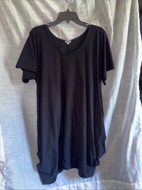 Women’s Black Short-Sleeve Scoop Neck Dress with detail on the sides.